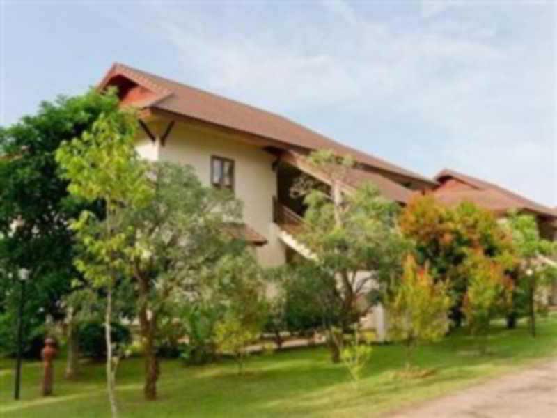 Teak Garden Resort, Chiang Rai Buitenkant foto