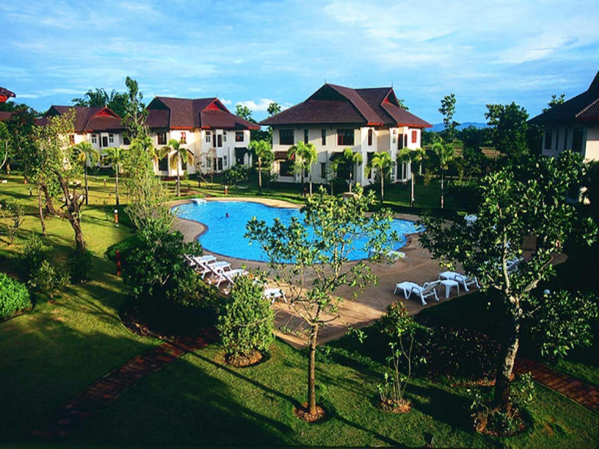 Teak Garden Resort, Chiang Rai Buitenkant foto
